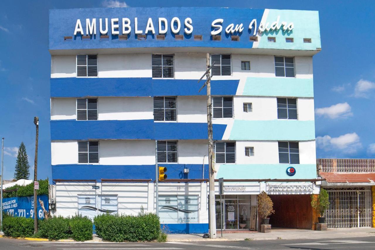 ホテルAmueblados San Isidro レオン エクステリア 写真